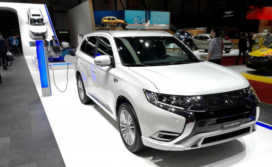 Mitsubishi Outlander PHEV