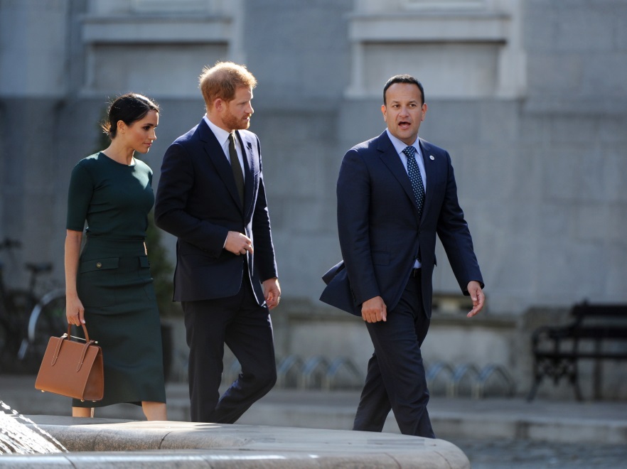 Księżna Meghan i książę Harry oraz premier Irlandii Leo Varadkar
