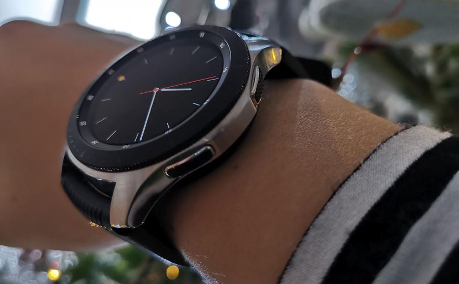 galaxy watch 46mm always on display