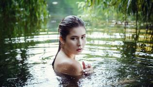 nagie Japonia nastolatki powinienem oglądać gejowskie porno