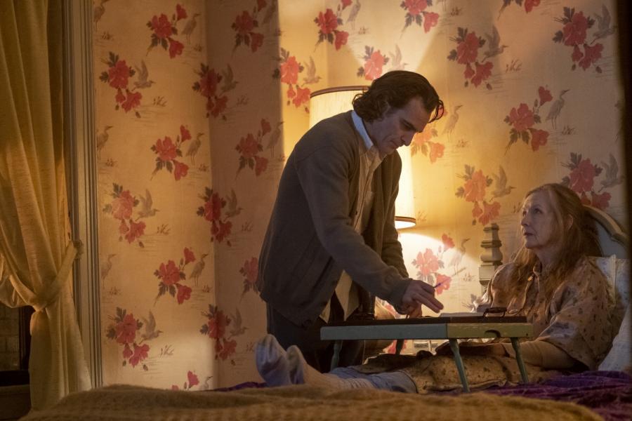 "Joker" w kinach od 4 października. © 2019 Warner Bros. Entertainment Inc
