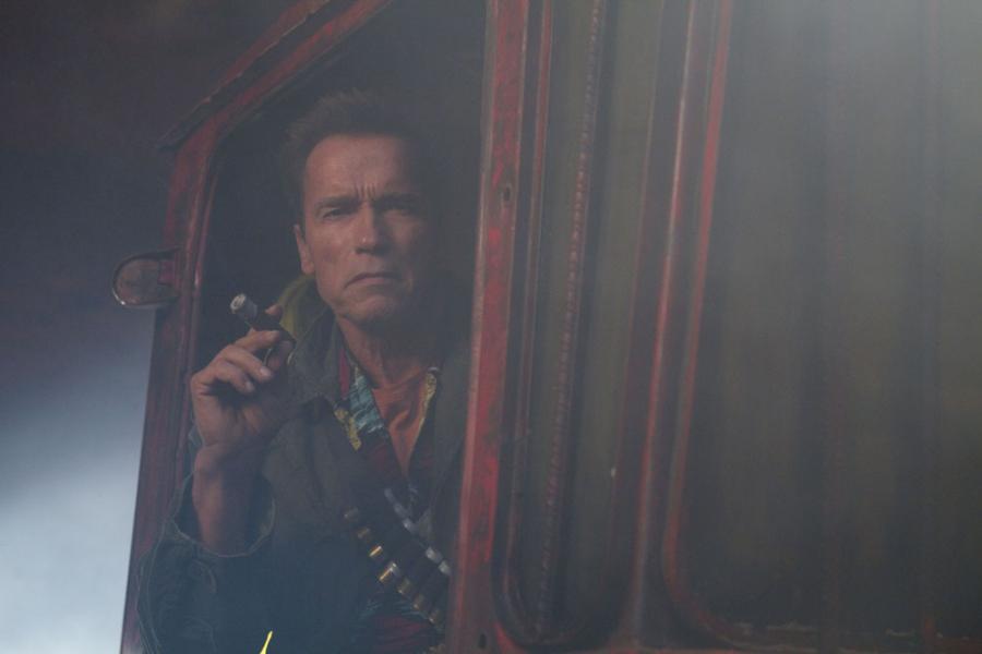 Arnold Schwarzenegger w filmie "Niezniszczalni 2"
