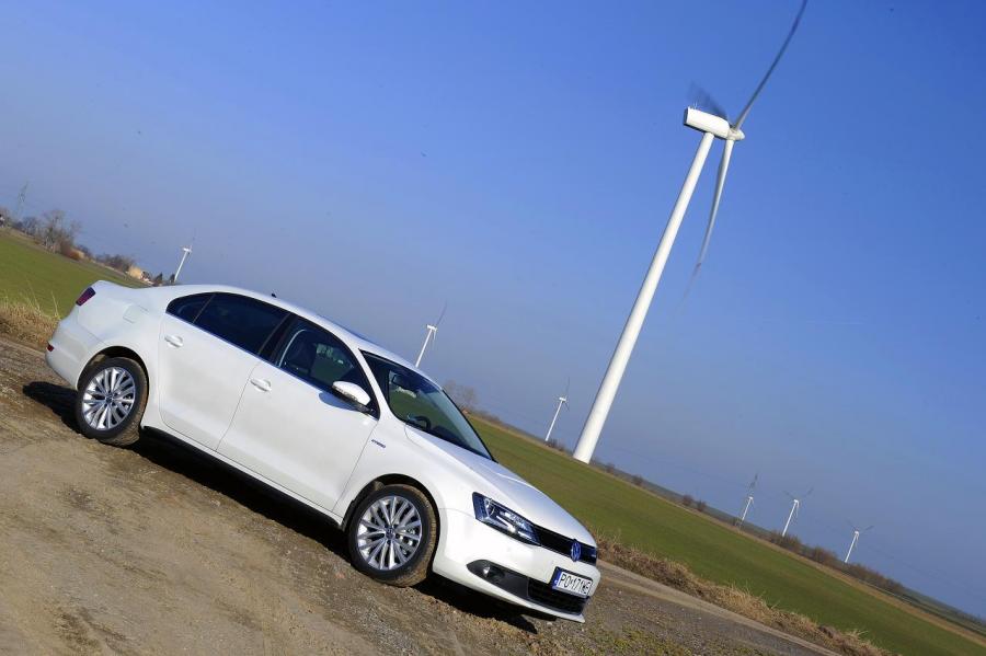 Volkswagen jetta hybrid