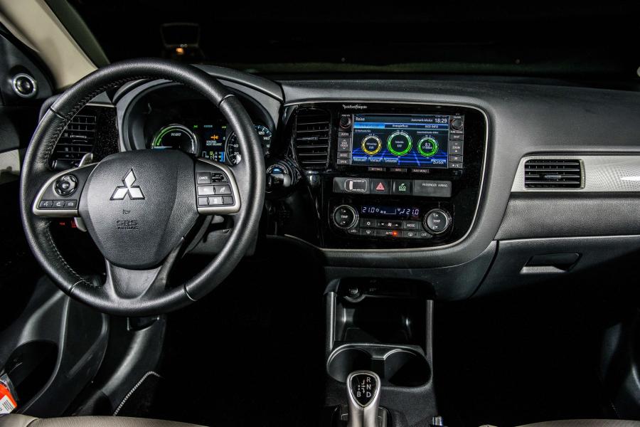 Mitsubishi outlander PHEV - spala 1,9 l/100 km?