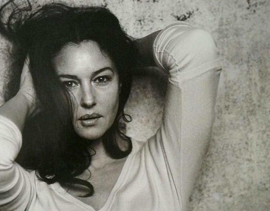 Monica Bellucci – jedna z najseksowniejszych gwiazd kina wszech czasów