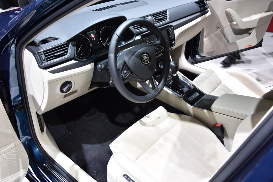 Skoda superb
