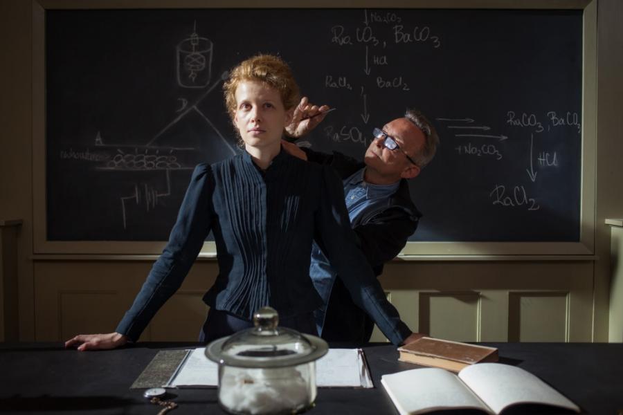 Karolina Gruszka jako Maria Curie