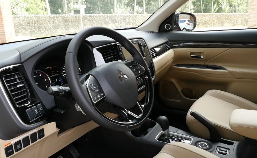 Mitsubishi Outlander PHEV